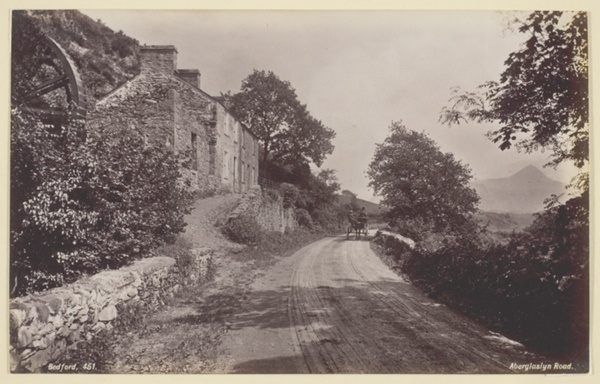 Aberglaslyn Road