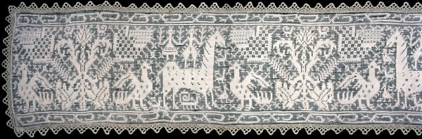 Valance (Needlework)
