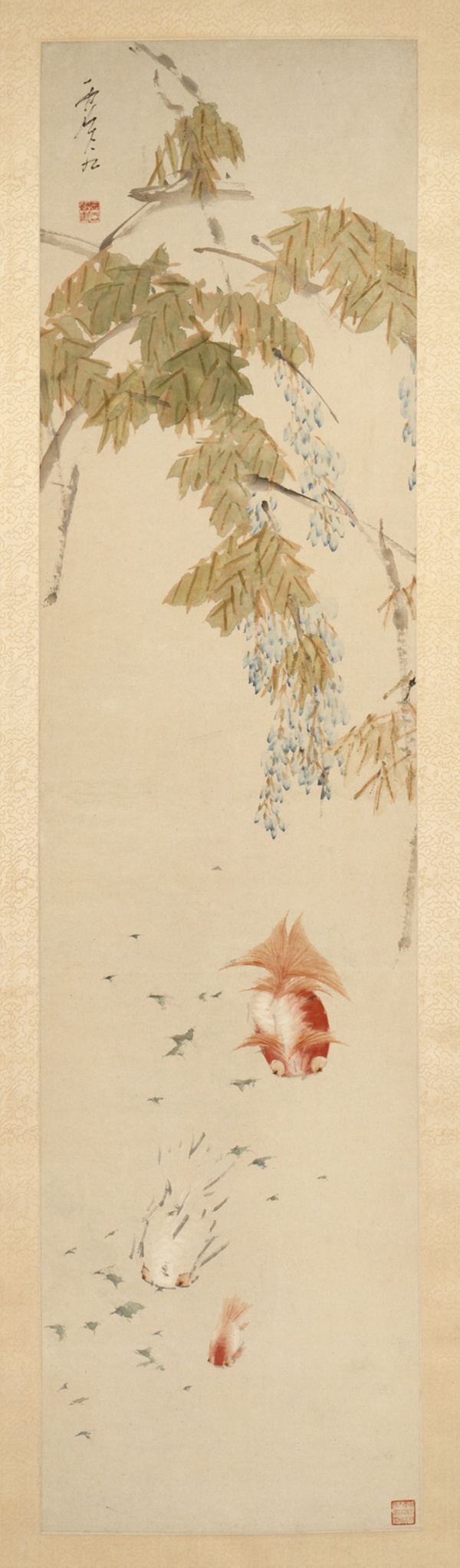 Wisteria and Goldfish  (清朝 虚谷 紫绶金鱼图)