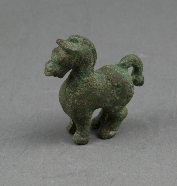 Standing Horse