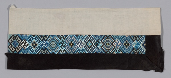 Woman's Sleeve Band