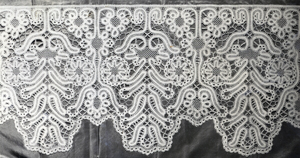 Flounce or Border