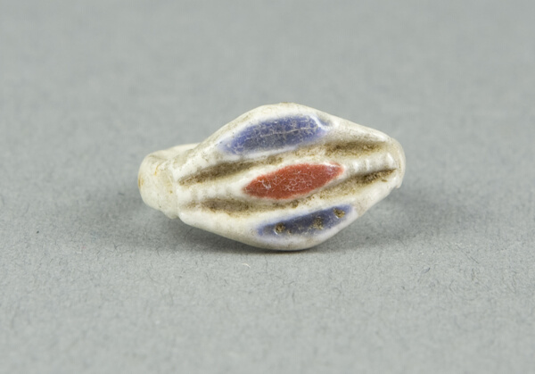 Ring with Inlaid Openwork Bezel